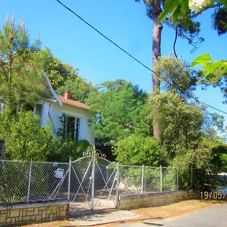 Des Dispo Juil A Dec,,,,mer A 200m ,,,,dans Le Quartier Calme De Meme En Ete,,,,espace, Nature,,,,,,,avec Ecureuils, Tourterelles Ronce-les-Bains